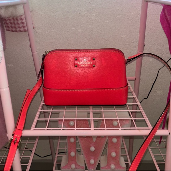 Kate Spade Hanna Wellesley Crossbody Pink | Slightly Used - Picture 3 of 11